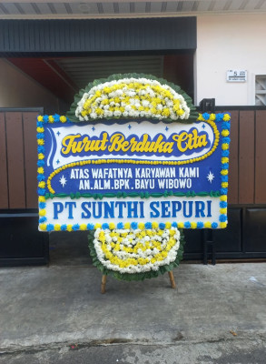 Papan Bunga Duka di Kareko